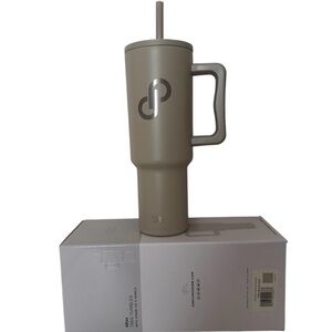 Simple Modern Trek 40 ounce Insulated Poshmark Off White Metal Tumbler